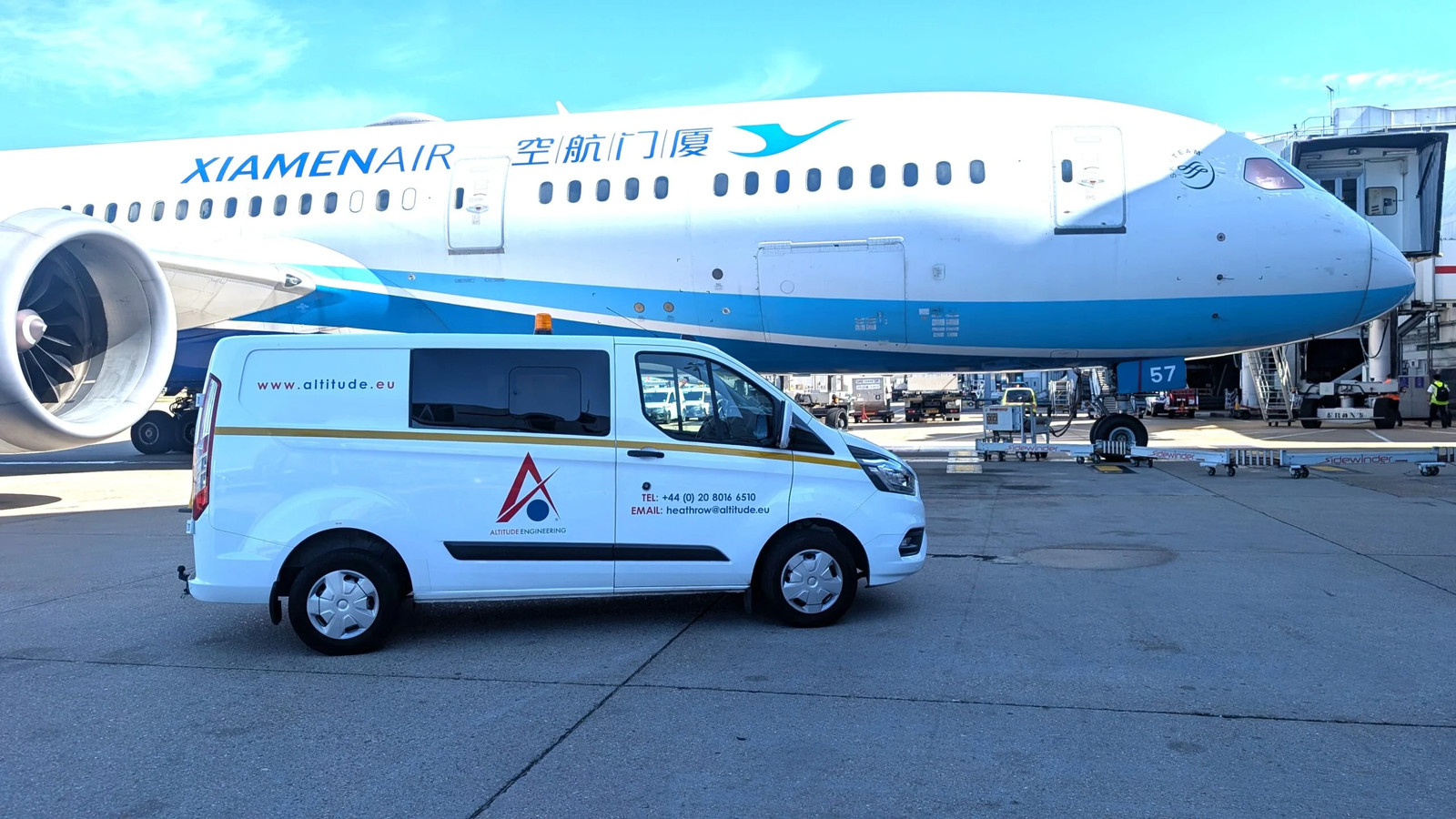 Xiamen Air picks Altitude for Heathrow 787 maintenance