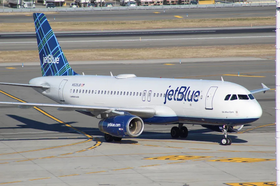 ALPA Pushes JetBlue for Stronger Response to Bad Weather, ATC Shortages