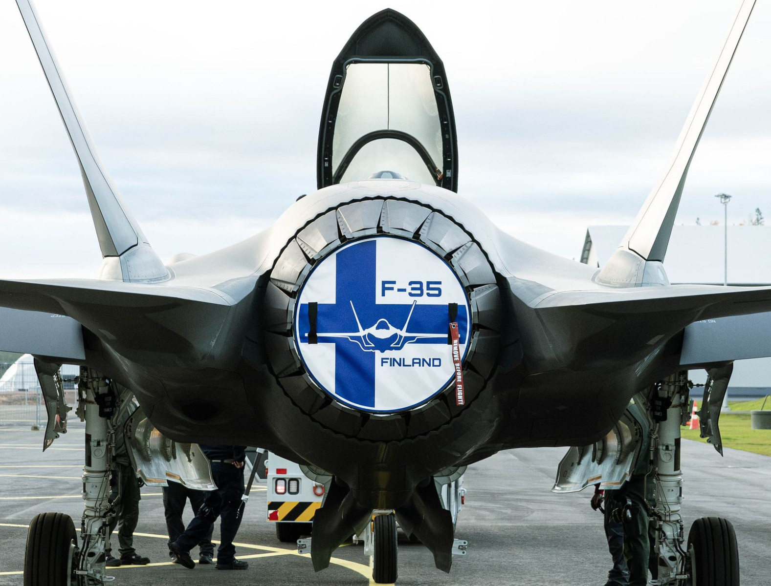 Finland’s first F-35s arrive home with full fleet expected by 2030
