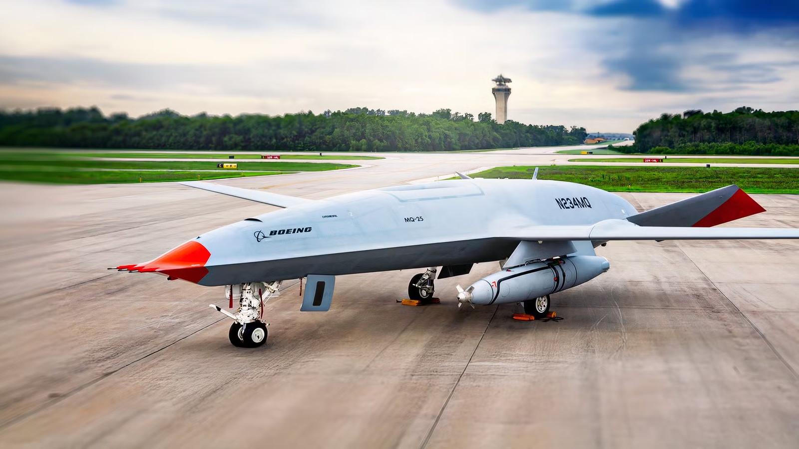 14,000 Pounds Of Fuel: What The MQ-25A Stingray Takes Off The Super Hornet