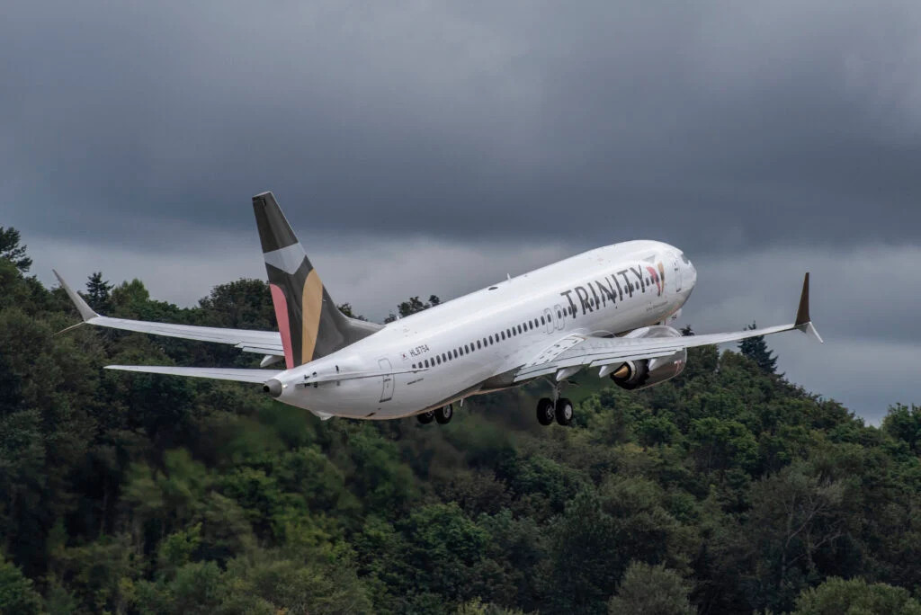 Trinity takes delivery of first Boeing 737-8 in new livery