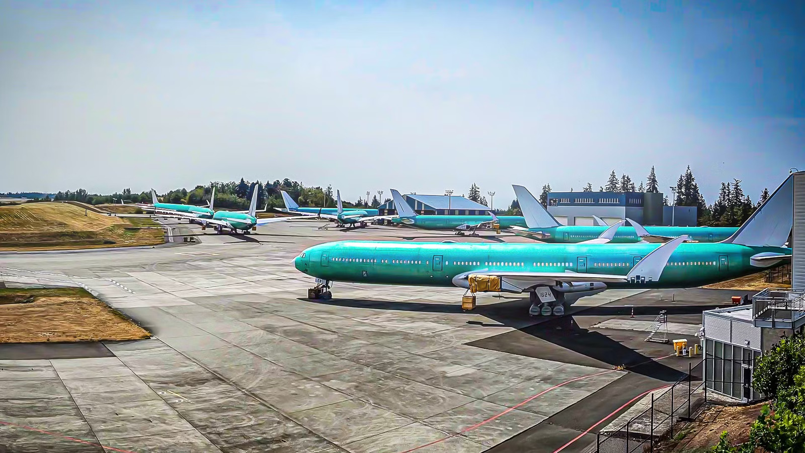 The 30 Finished Boeing 777-9s Parked In Washington That No Airline Wants To Fly