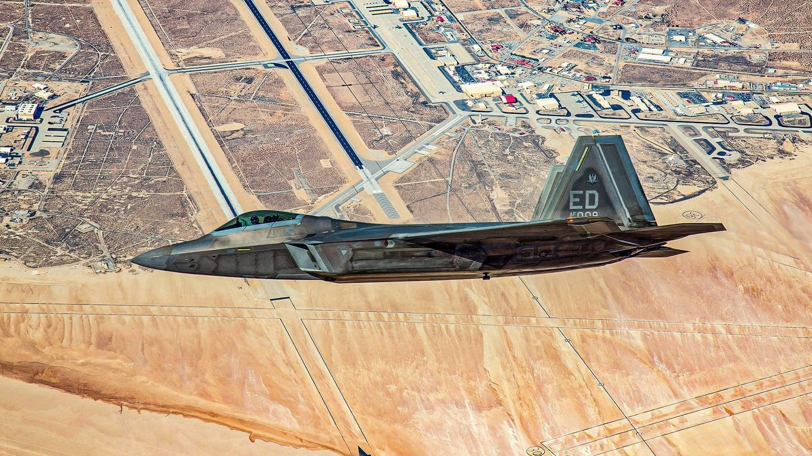 6 US Air Force Bases With The Greatest Combined Runway Length