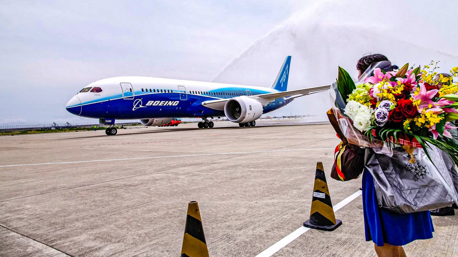 Why Analysts Say Boeing's 787 Target Of 10 A Month Still Won't Make Real Money