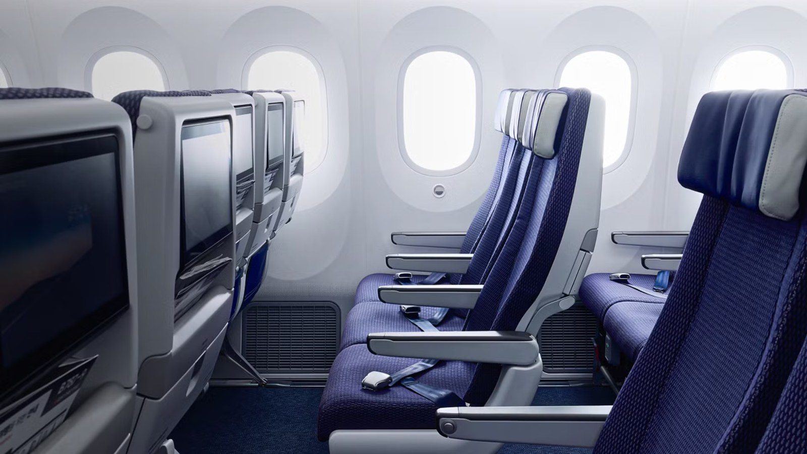5 Economy Seats So Spacious That Passengers Mistake Them For Premium
