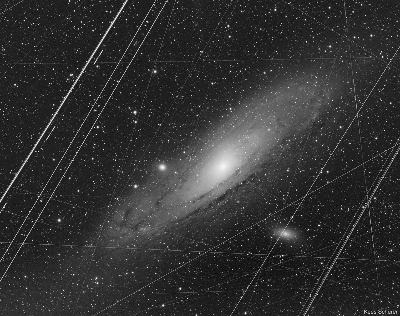 APOD: 2026 September 27 – Andromeda Before and After Photoshop