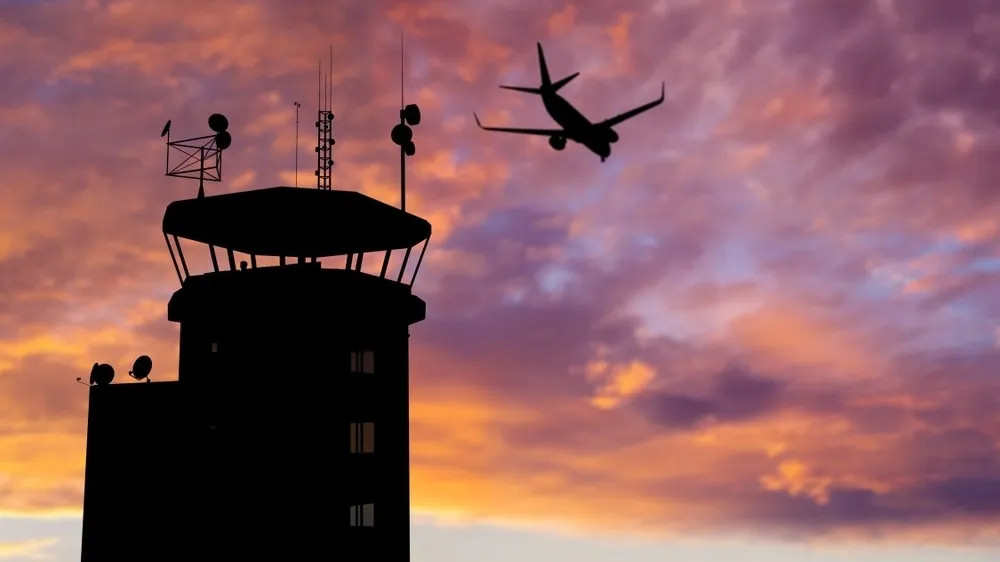 FAA Must Pause Use of AI-Based SMART ATC System, Lawmakers Say