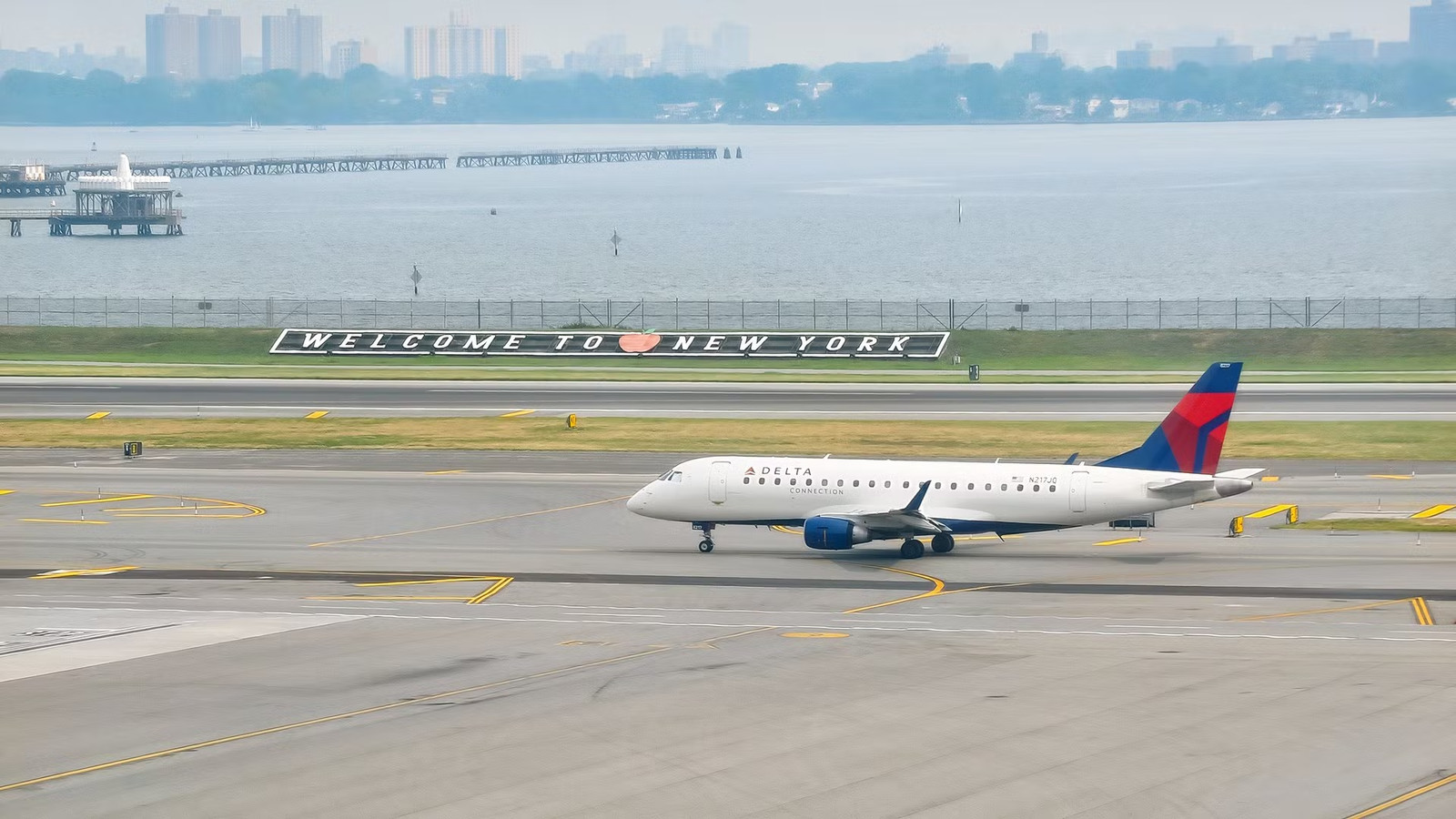 Delta Air Lines Cancels 3 Routes From This Major Hub: See Affected Flights Now