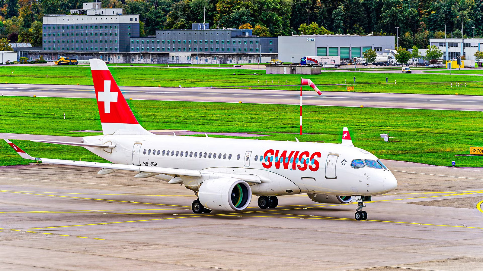 SWISS Is Phasing Out Its A220-100: Here's How To Track It Before It's Gone