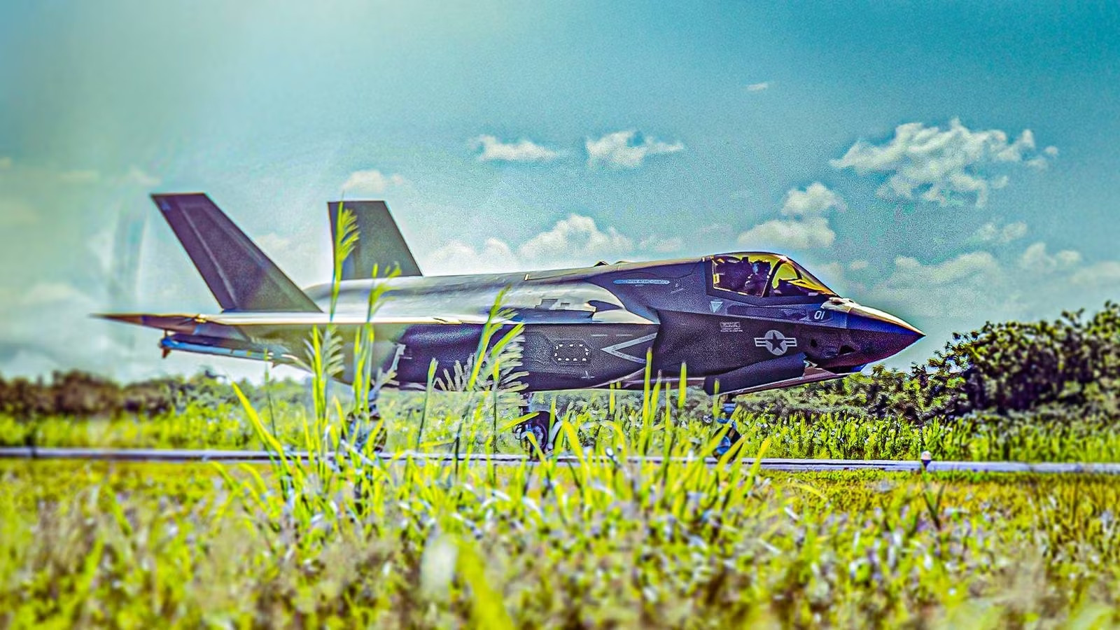 Why Did Lockheed Martin Build The F-35 With A Single Engine Instead Of Two?
