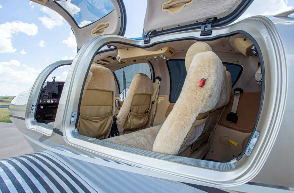 This 2017 Diamond DA62 Is a Fully Equipped ‘AircraftForSale’ Top Pick